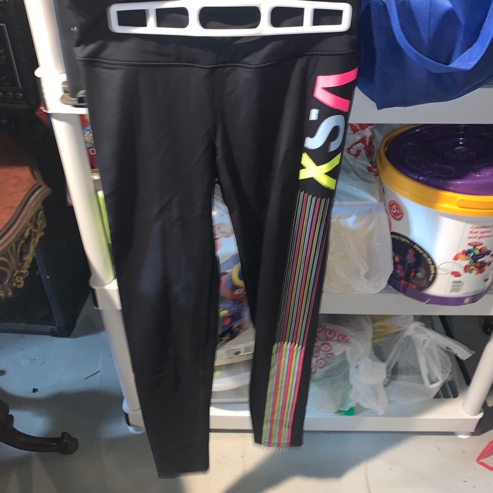 Victoria’s Secret leggings